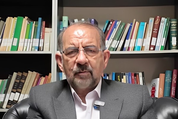 فردوسی حافظ اصلی زبان فارسی است