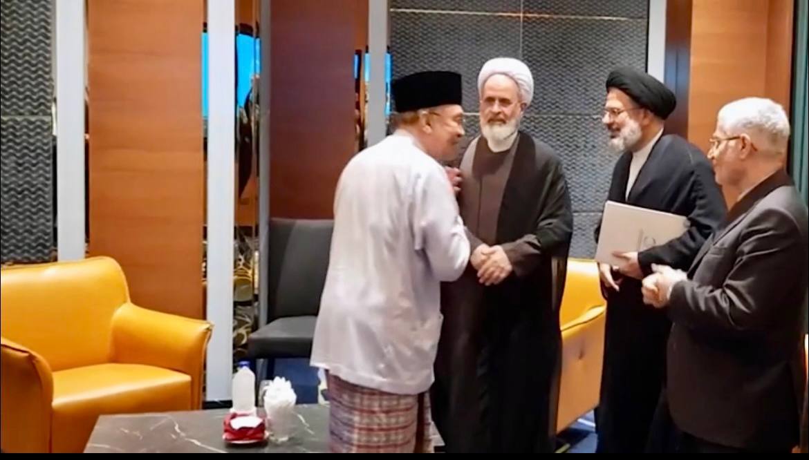 تقویت پیوندهای علمی، دینی و فرهنگی ایران و مالزی