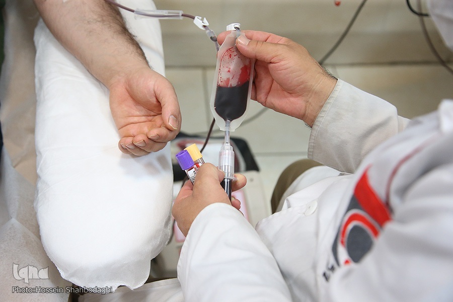 استقبال بیشتر هموطنان از اهدای خون ضروری است