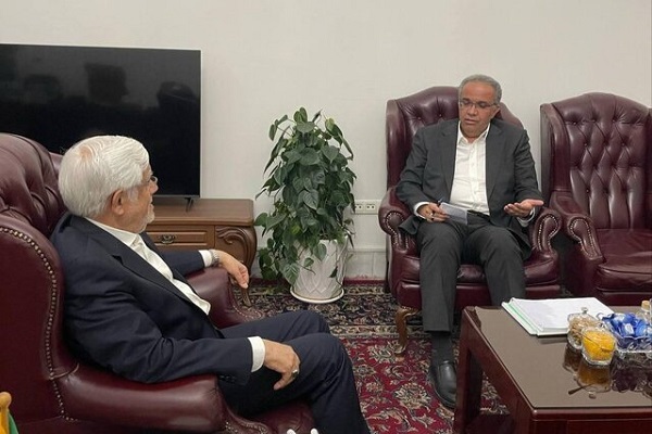 دیدار منصور بیجار با محمدرضا عارف