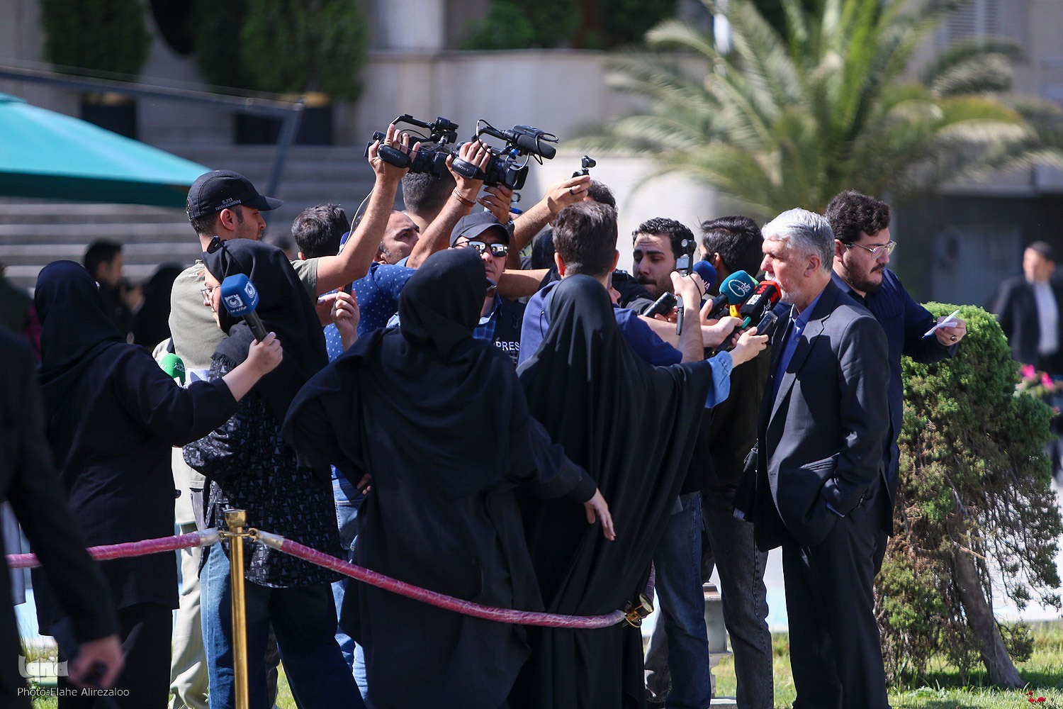 مشکل کاغذ مطبوعات در حال حل شدن است