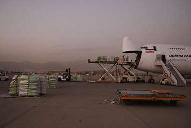 Afghanistan: Iran invia settimo carico di aiuti umanitari