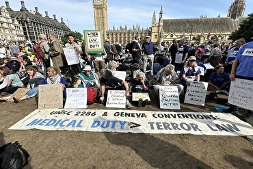Londra’da yasaklı ‘Palestine Action’ grubuna destek eyleminde 890 gözaltı
